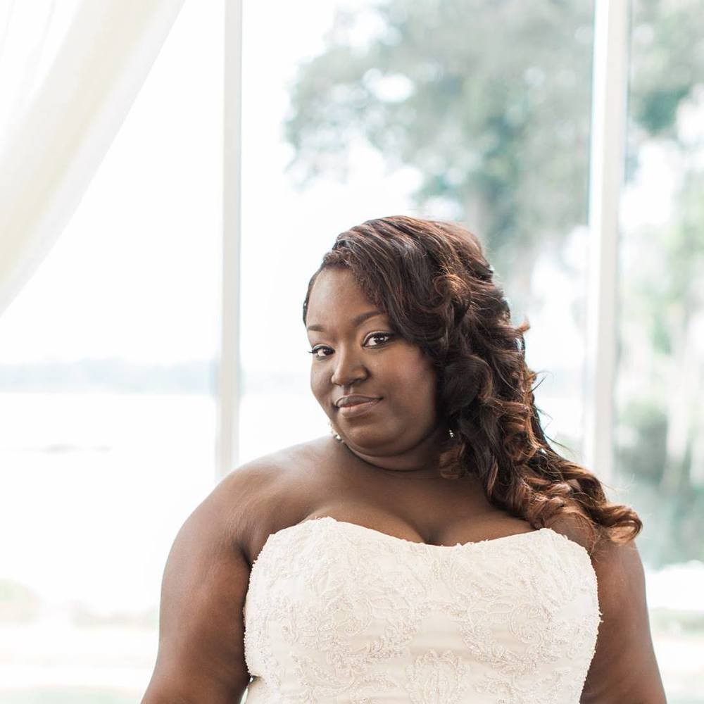 Meet your Posher, Tia
